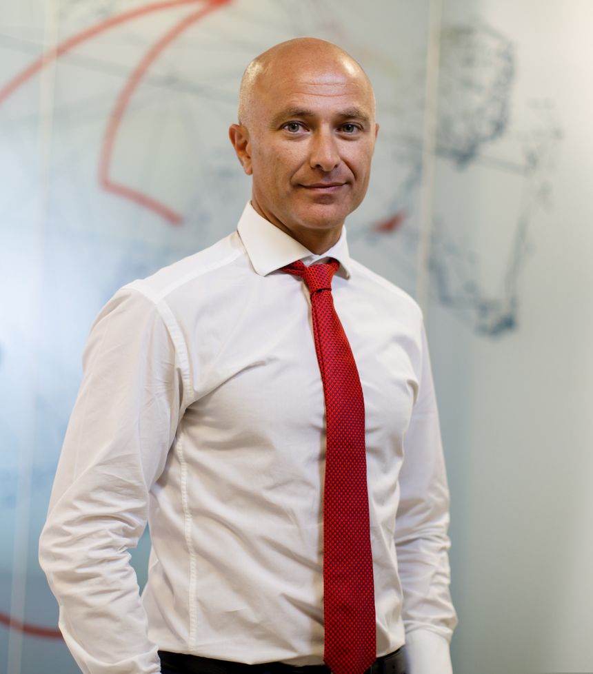 Achilleas Kanaris a fost numit CEO al Vodafone România, înlocuind-o pe Murielle Lorilloux
