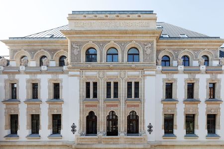 Lituanienii de la Apex Alliance vor deschide vara aceasta hotelul Marmorosch Bucharest, în fostul palat al Băncii Marmorosch-Blank, investiţie de 42 milioane euro