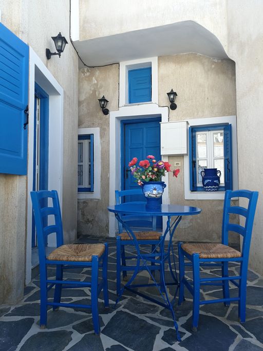 Asociaţia Agenţiilor de Turism din România precizează că Grecia testează la punctele terestre de trecere a frontierei ALEATORIU, nu OBLIGATORIU: Probabil că a fost o eroare de traducere  pe site-ul ministerului român