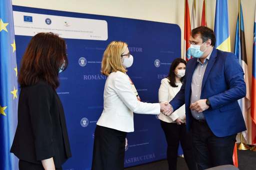 Banca Mondială şi Ministerul Investiţiilor şi Proiectelor Europene au încheiat un Memorandum  valabil până în 2029, prin care banca acordă asistenţă tehnică Guvernului României pentru a moderniza administraţia publică