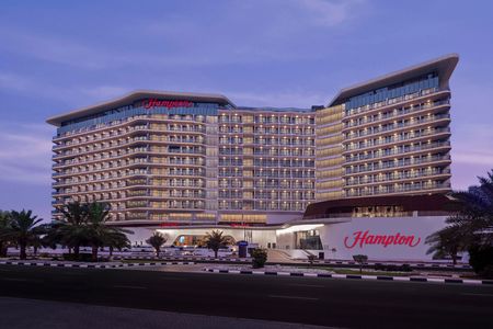 Cel mai mare hotel Hampton by Hilton din lume a fost inaugurat în emiratul Ras Al Khaimah, investiţie de 122,49 milioane dolari