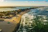 Platformă rezervări: Litoralul românesc este şi anul acesta cea mai căutată destinaţie a verii, printre cele mai populare staţiuni fiind Mamaia Nord, Eforie Sud şi Olimp / Apartamentele, solicitate pentru sejururile mai lungi 