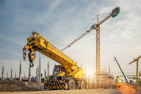 INS: Volumul lucrărilor de construcţii a crescut în primele şase luni, ca serie brută, cu 6,1%, faţă de perioada similară din 2020