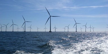 Un proiect energetic marin de 45 milioane euro va instala în premieră parcuri hibride offshore de energie marină