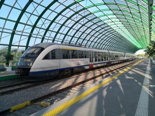Proiect pilot pe ruta Bucureşti Nord – Aeroport Henri Coandă şi retur: Legitimaţiile de călătorie  vor putea fi verificate, validate şi emise prin dispozitivele mobile