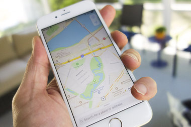 Apple lucrează la o soluţie care controlează mai multe funcţii ale maşinilor