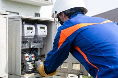 Poşta Română va citi contoarele pentru E-Distribuţie Muntenia. Valoarea ofertată pentru cele trei acorduri-cadru este de 21,85 milioane lei, fără TVA