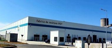 Pet Star Holding, producător de ambalaje PET, a luat un credit de 20 milioane lei de la EximBank, pentru finanţarea activităţii curente