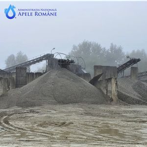 Administraţia ”Apele Române” a aplicat amenzi de 2,76 de milioane de lei pentru exploatarea ilegală a agregatelor minerale