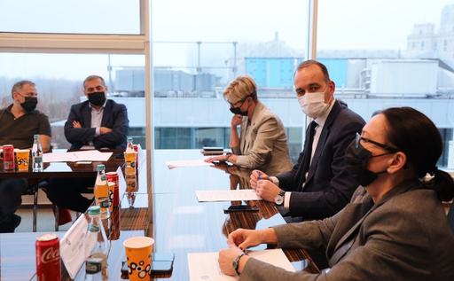 Ministrul Investiţiilor şi Proiectelor Europene a avut consultări cu mediul de afaceri privind ghidul solicitantului aferent măsurii 4.1.1 / Vîlceanu anunţă modificări asupra sumei care poate fi accesată 