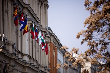 Serbia devine membru în Banca Internaţională de Investiţii