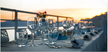 Schema de ajutor pentru HoReCa ar putea fi reluată în 2022, pentru afacerile afectate în acest an / Cadariu: Funcţie de cum va merge şi economia, dar şansele sunt mari 