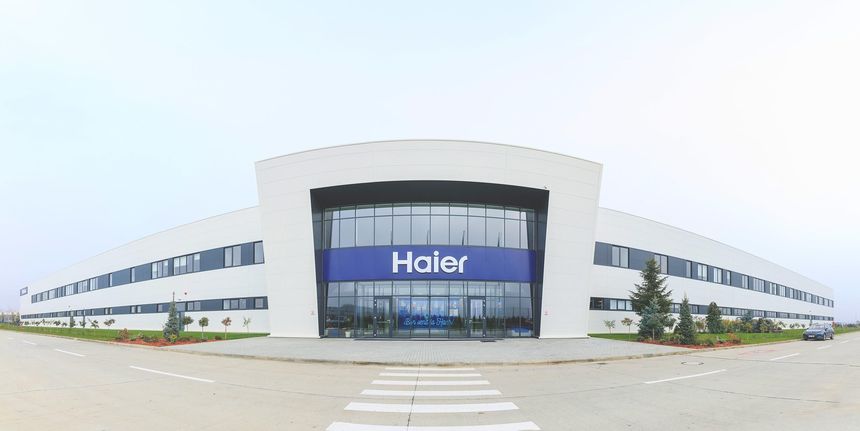 Haier a început producţia de frigidere în noua sa fabrică de la Ariceştii Rahtivani, prima sa fabrică de frigidere din Uniunea Europeană. Investiţia depăşeşte 70 de milioane de euro