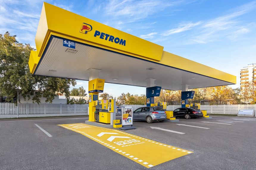 Profitul net al OMV Petrom a crescut în 2021 cu 122%, la 2,86 miliarde lei, iar veniturile cu 32%, la 26 miliarde lei, faţă de 2020 / CEO: Pentru ca România să beneficieze de resursele sale de gaze naturale e necesară intervenţia urgentă a autorităţilor