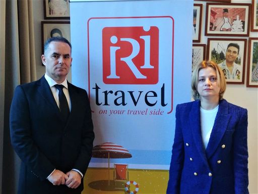 IRI Travel: Sezonul estival din acest an aduce pentru litoralurile românesc şi bulgăresc reduceri early booking de până la 50%. Un sejur la Nisipurile de Aur porneşte de la 109 euro de persoană