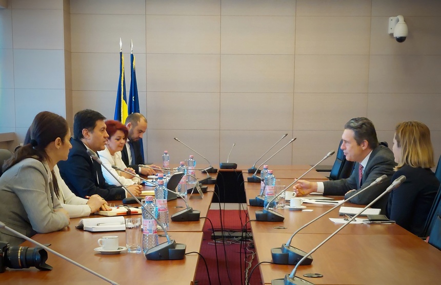 Ministrul Economiei: România este un stat cu potenţial agricol enorm, iar industria chimică este strategică pentru acest sector
