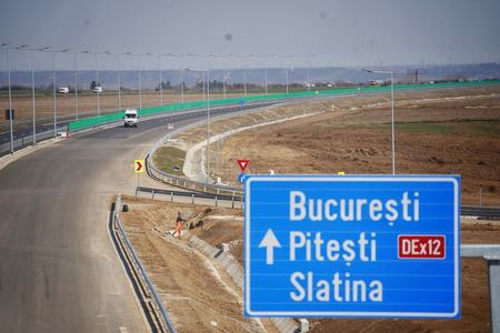 Sorin Grindeanu: Primul lot al Drumului Expres Craiova-Piteşti va fi dat în scurt timp în circulaţie! Luni voi merge pe acest şantier