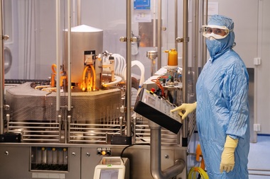 Fabricile Zentiva din România au produs peste 162 milioane cutii de medicamente în 2021, cu 13% mai mult faţă de 2020. Compania exportă 63% din ce produce în România