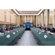 Ciucă a transmis reprezentanţilor confederaţiei patronale Concordia că Guvernul nu va creşte taxele şi că avem o stare economică de echilibru şi un curs stabil euro-leu