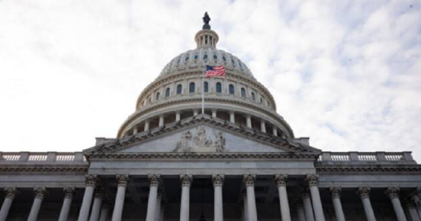 Congresul SUA a adoptat joi un proiect de lege care interzice importurile de petrol şi gaze din Rusia