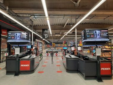 Grupul german de retail REWE a realizat anul trecut afaceri 76,5 miliarde de euro, în creştere cu 2,5%