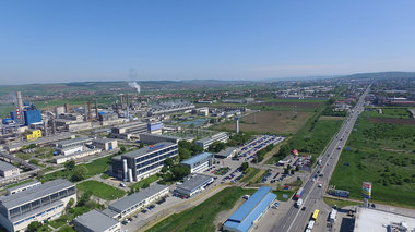 Combinatul chimic Azomureş anunţă că reia parţial producţia de îngrăşăminte la începutul lunii mai, după patru luni
