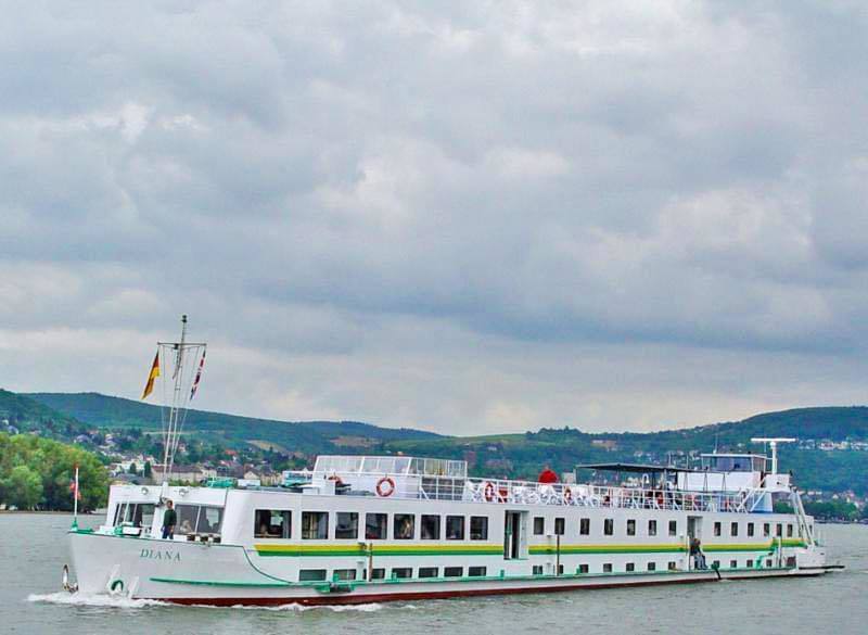 Nava MS Diana va oferi primele croaziere internaţionale pe Dunăre dedicate turiştilor români. Croaziera inaugurală va avea loc pe 5 mai, pe traseul Orşova – Belgrad