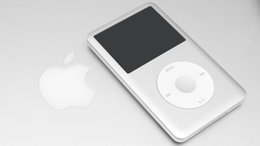 Apple renunţă la iPod