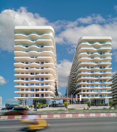 Dezvoltatorul imobiliar Nordis Group aduce în acţionariat doi dintre executivi, Daniel Penciuc, director de strategie şi comunicare, şi Florin Poştoacă, director de vânzări, deţin acum fiecare câte 5% din Nordis Management