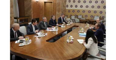 Premierul Ciucă a participat la prezentarea raportului privind simplificarea licenţierii activităţii mediului de afaceri elaborat de către OCDE / Datele arată că productivitatea României a crescut în ultimii ani