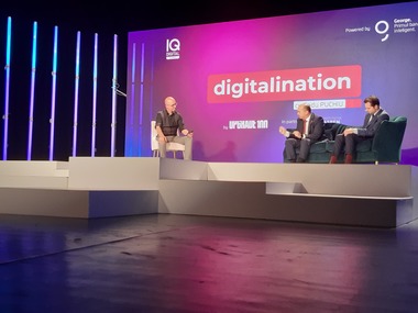 Iurie Ţurcanu, vicepremier al Republicii Moldova, la o dezbatere la Iaşi: Când am văzut motto-ul "Digitalizarea Naţiunilor, România vs Republica Moldova" mă gândeam că e o greşeală şi că ar fi corect "Digitalizarea Naţiunii România şi Republica Moldova” 