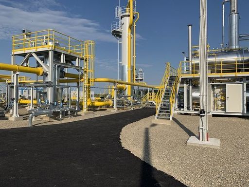 Romgaz a pus în funcţiune staţia de uscare Coşereni, cu 3 noi sonde / Aport suplimentar de gaze de 230.000 metri cubi/zi / Popescu: Investim în modernizare pentru a putea duce la îndeplinire dezideratul de a fi o ţară independentă energetic 