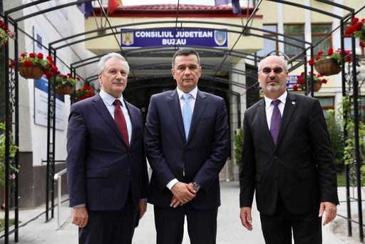 Consilier al ministrului Transporturilor, după semnarea primului contract de execuţie pe A7: În câteva zile vom vedea prima lopată. Un aport important pentru avansarea acestor proiecte l-a avut societatea civilă din Moldova 