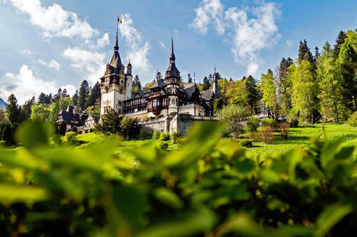 Travelminit.ro: Vom avea cel mai aglomerat weekend de Rusalii din ultimii doi ani. Vacanţele rezervate pentru Rusalii în România sunt cu 40% mai scumpe ca anul trecut