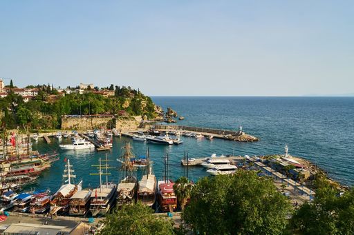ANAT: Litoralul românesc a primit peste 60.000 de turişti de Rusalii. Peste 20.000 de turişti au fost pe litoralul bulgăresc, 15.000 în Grecia şi circa 5.000 în Turcia 