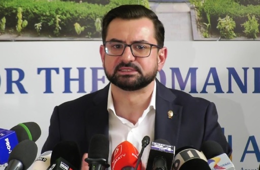 Chesnoiu: România este departe de a se afla într-o situaţie de apariţie a unei crize alimentare/ În 2020, cel mai secetos an, agricultura României a reuşit să asigure necesarul de consum de grâu la nivel intern şi un excedent de două milioane de tone
