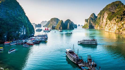 DAL Travel: Asia şi-a redeschis porţile către turişti, după o pauză de doi ani. Cele mai solicitate destinaţii de vacanţă de către români sunt Thailanda, Indonezia, Vietnam, Coreea de Sud. Pachetele de vacanţă pornesc de la 1.300 euro