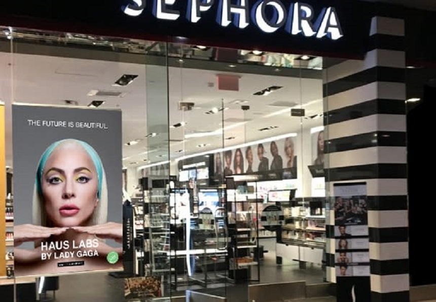 Sephora vinde filiala sa din Rusia directorului general local al lanţului de magazine