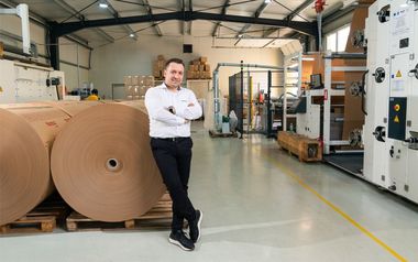 Compania EXONIA din Iaşi, producător de ambalaje din hârtie, şi-a dublat cifra de afaceri, în timp ce profitul a crescut de peste patru ori. Fondator: Vânzările online au explodat, iar livrările au necesat un număr mare de sacoşe

