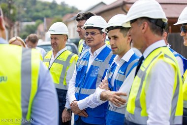 Marcel Boloş, vizită în judeţul Sălaj - Ministrul a vizitat localităţi cu proiecte europene aflate în derulare