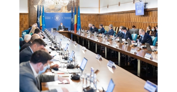 Premierul Ciucă a prezidat prima reuniune a Comitetului Interdepartamental pentru Dezvoltare Durabilă / Codul Român al Sustenabilităţii şi Strategia naţională privind economia circulară, care va fi adoptată până la finalul lunii septembrie, printre temele