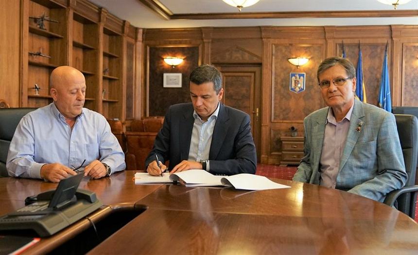 Sorin Grindeanu: Am semnat astăzi un contract de finanţare pentru modernizarea Aeroportului „Delta Dunării” din Tulcea