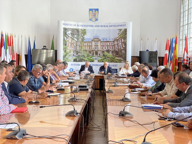 Ministrul Agriculturii anunţă că monitorizează stadiul de execuţie a investiţiilor din domeniul irigaţiilor, astfel încât termenele de punere în funcţiune să fie respectate