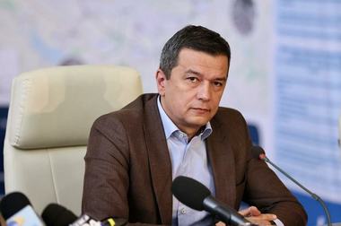 Sorin Grindeanu: Toate gările şi porturile ar trebui să treacă în administrarea autorităţilor locale