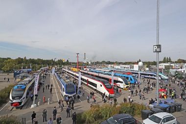 Autoritatea pentru Reformă Feroviară: A fost lansată în licitaţie achiziţia prin PNRR a 16 locomotive electrice noi pentru trenuri de lung parcurs din România / Valoarea estimată - 400 de milioane de lei 

  