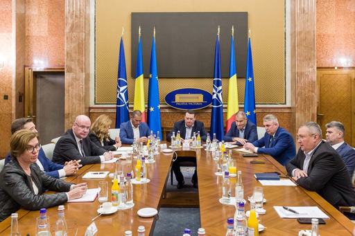 Premierul şi liderii Coaliţiei, întâlnire cu reprezentanţii furnizorilor şi distribuitorilor de energie – Se caută soluţii pentru ca preţurile practicate la consumatorul final să fie la un nivel cât mai accesibil 