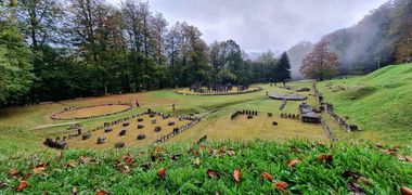 Cetatea dacică Sarmizegetusa Regia va fi restaurată prin PNRR / Contracte de 7,41 milioane euro, semnate la Ministerul Investiţiilor şi Proiectelor Europene