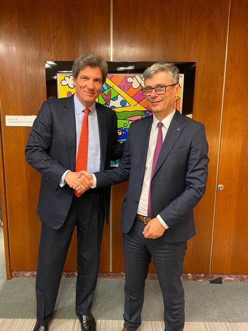 Virgil Popescu a discutat cu subsecretarul de stat pentru creştere economică, energie şi mediu din Departamentul de Stat al SUA despre  finanţarea pentru retehnologizarea reactorului 1 şi construirea reactoarelor 3 şi 4 de la Cernavodă