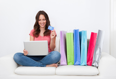 ANALIZĂ: Black Friday 2022 a adus creşteri temperate faţă de anul trecut, publicul adoptă un comportament de consum prudent şi renunţă tot mai mult la achiziţiile impulsive