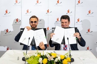 Compania de proiect a Nuclearelectrica, recent înfiinţată pentru implementarea reactoarelor modulare mici, şi Donalam semnează un Memorandum de Înţelegere pentru implementarea SMR-urilor în România şi se alătură Coaliţiei ONU pentru energie fără carbon 24/7